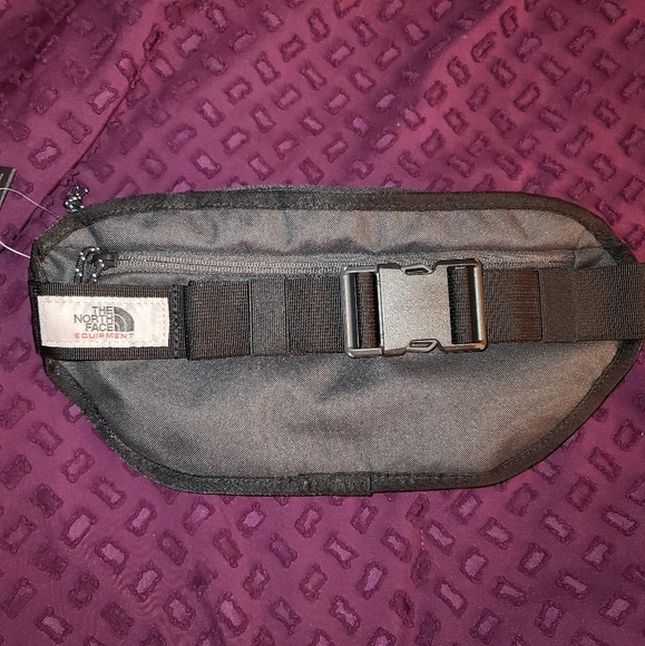 The North Face Hip Bag - Picture 6 of 16